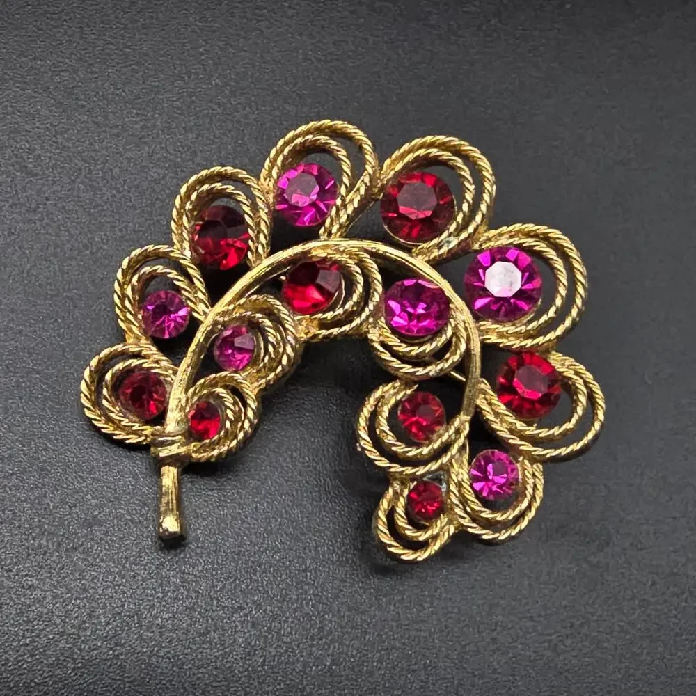 Pink Rhinestone Leaf Brooch Gold TOne VIntage Glam Costume Jewelry